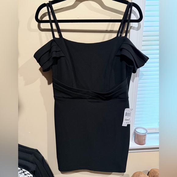 Macy's Elegant Black Off-Shoulder Mini Dress - Picture 1 of 7